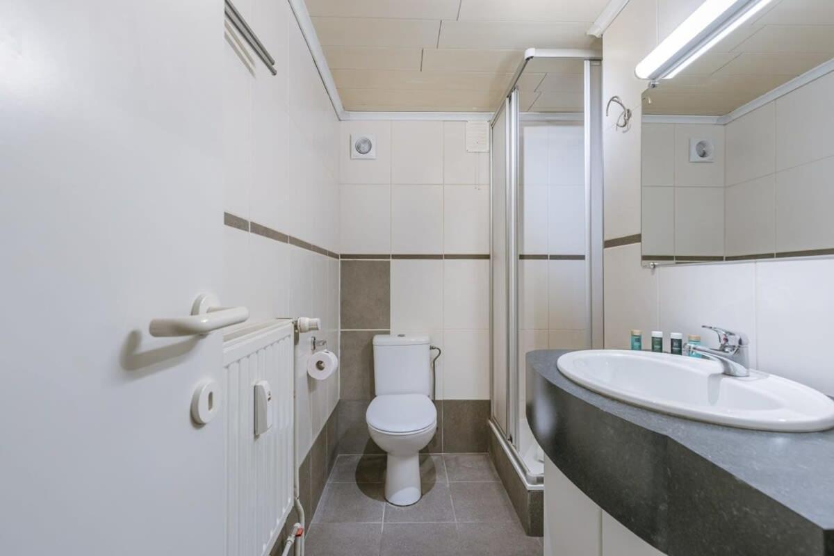 Bright Studio Near The Sea 奥斯滕德 外观 照片